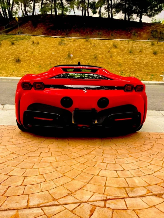 2021 Ferrari SF90 Stradale - Image 2 of 6