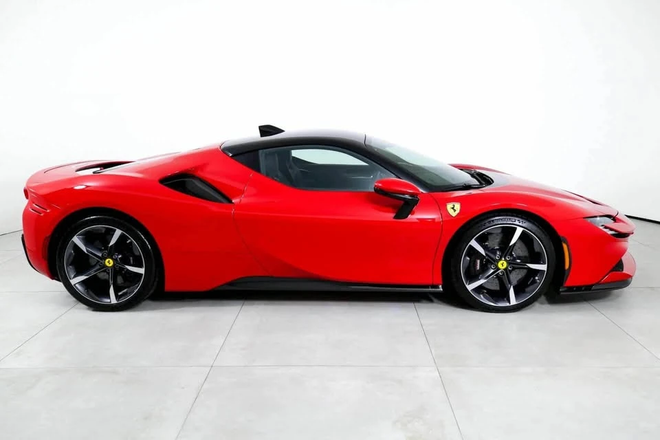 2021 Ferrari SF90 Stradale - Image 3 of 4