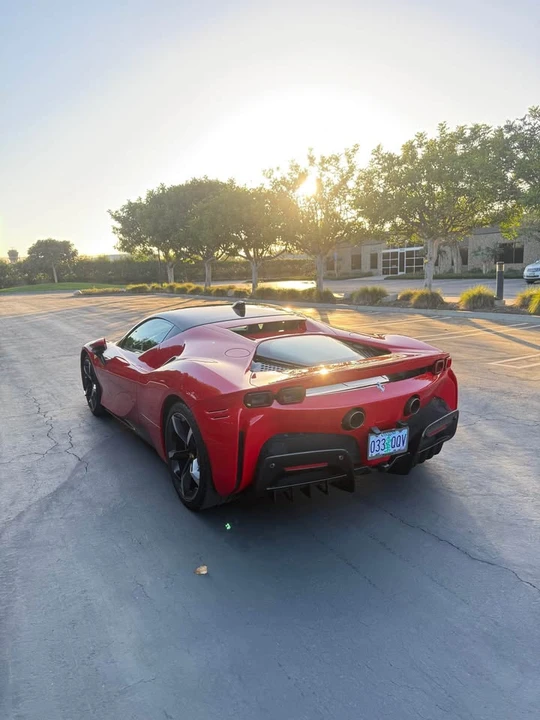 2021 Ferrari SF90 Stradale - Image 6 of 8