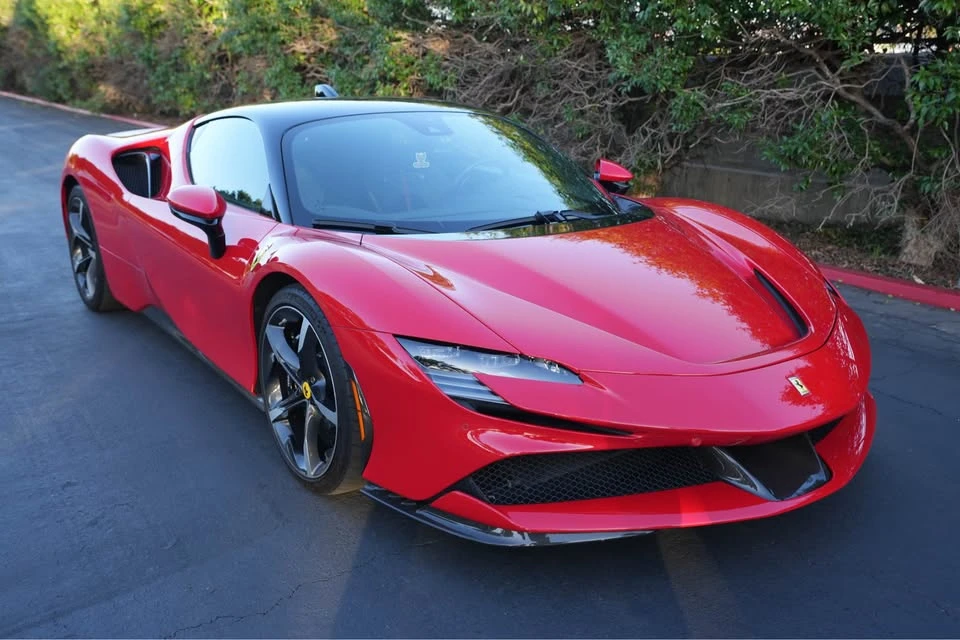 2021 Ferrari SF90 Stradale - Image 2 of 13