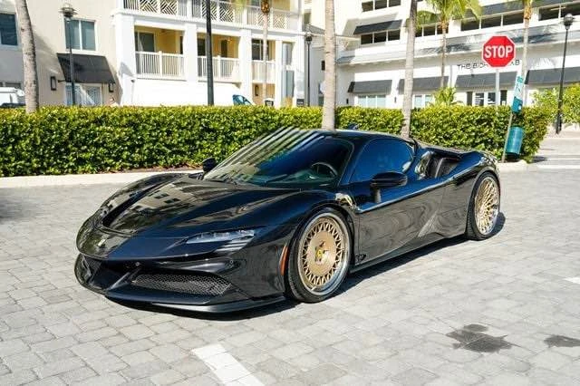2021 Ferrari SF90 Stradale - Image 4 of 17