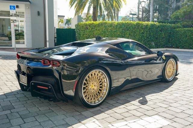 2021 Ferrari SF90 Stradale - Image 8 of 17