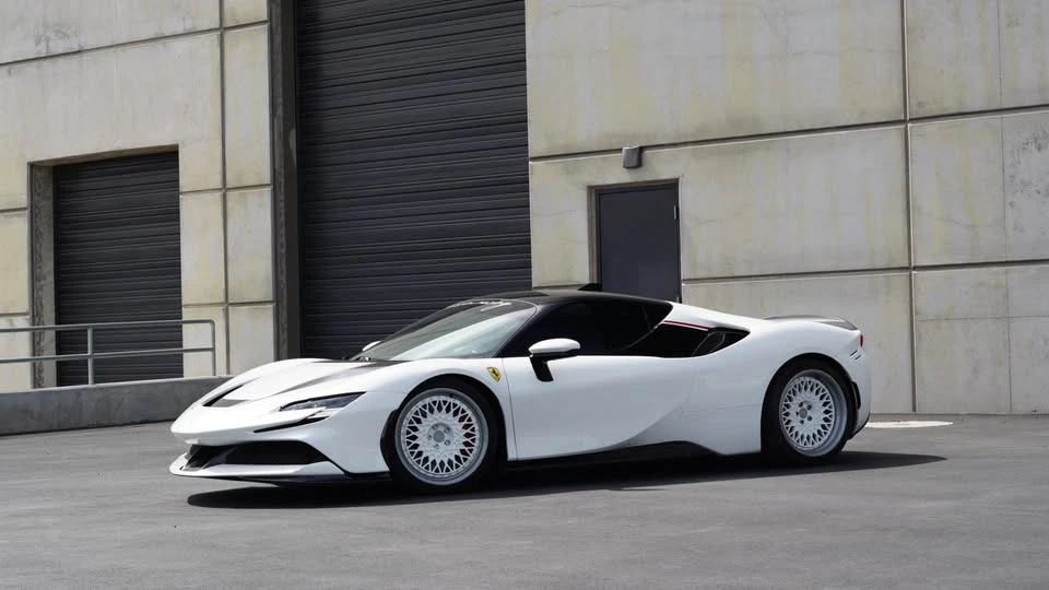 2021 Ferrari SF90 Stradale - Image 3 of 20