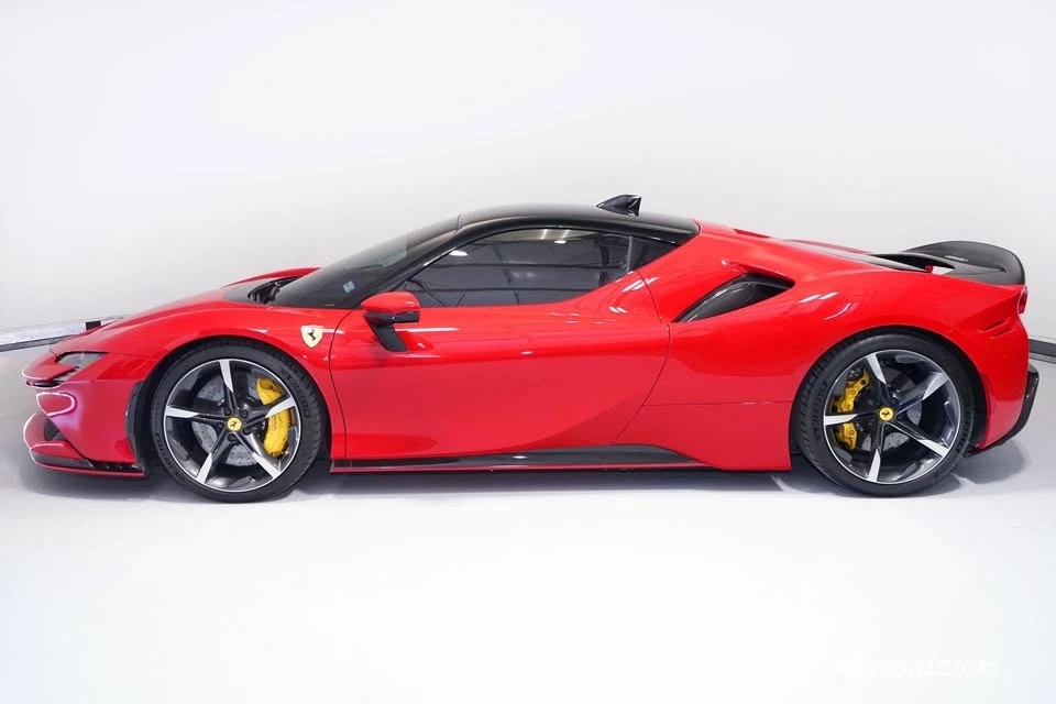 2021 Ferrari SF90 Stradale - Image 6 of 19