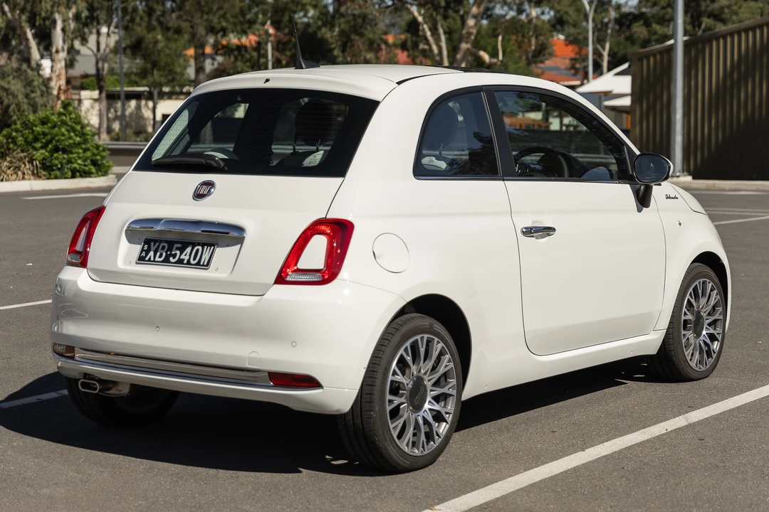 2021 Fiat 500 - Image 7 of 31