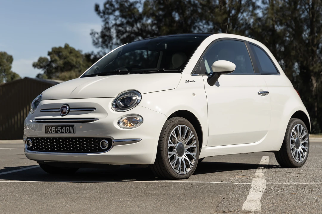 2021 Fiat 500 - Image 3 of 31