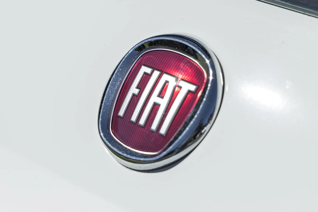 2021 Fiat 500 - Image 15 of 31
