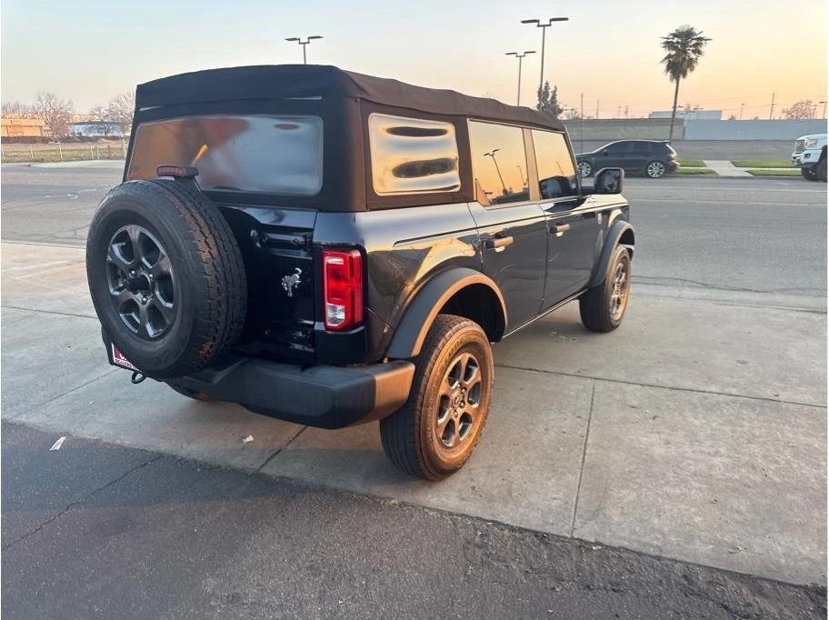 2021 Ford Bronco 6th Gen - Image 5 of 14