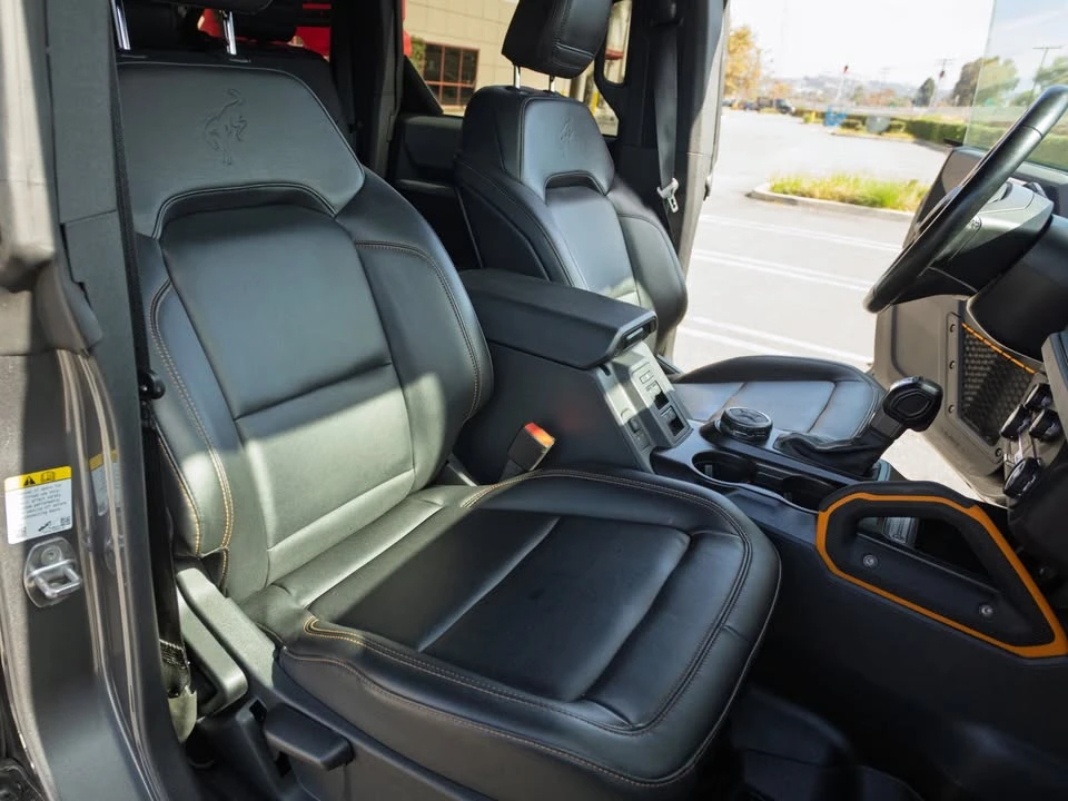 2021 Ford Bronco 6th Gen - Image 17 of 18