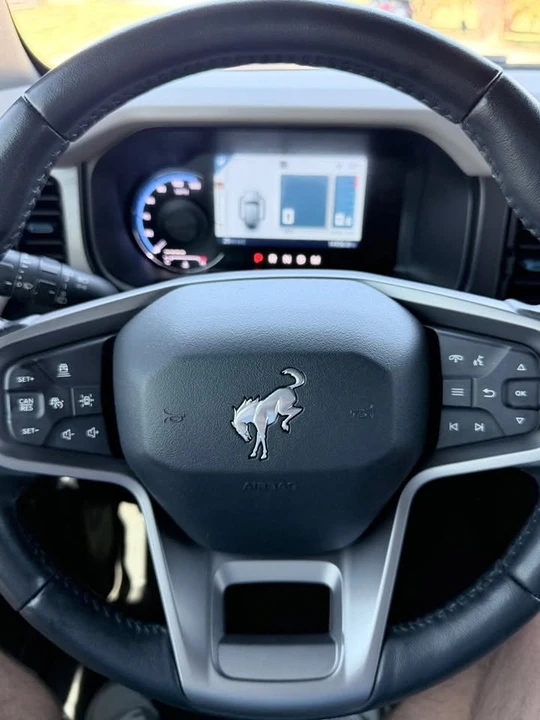 2021 Ford Bronco 6th Gen - Image 15 of 15