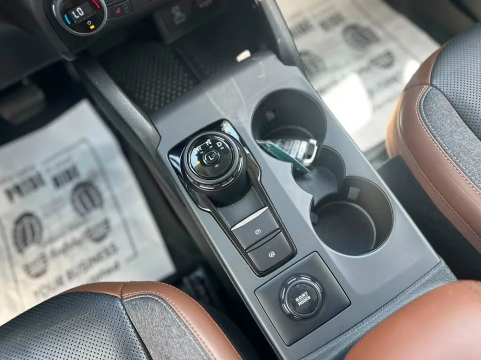 2021 Ford Bronco 6th Gen - Image 16 of 17