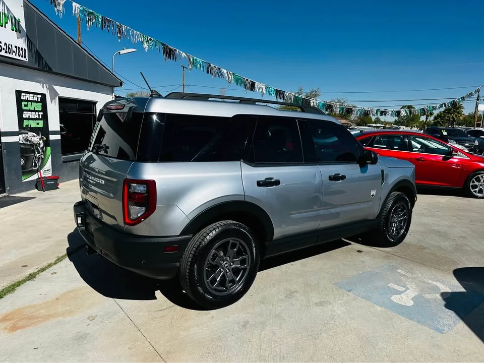 2021 Ford Bronco 6th Gen - Image 5 of 11