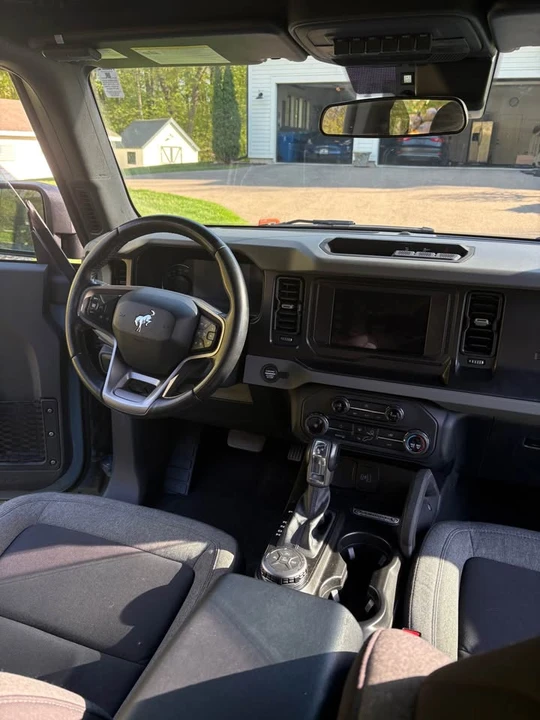 2021 Ford Bronco 6th Gen - Image 9 of 10