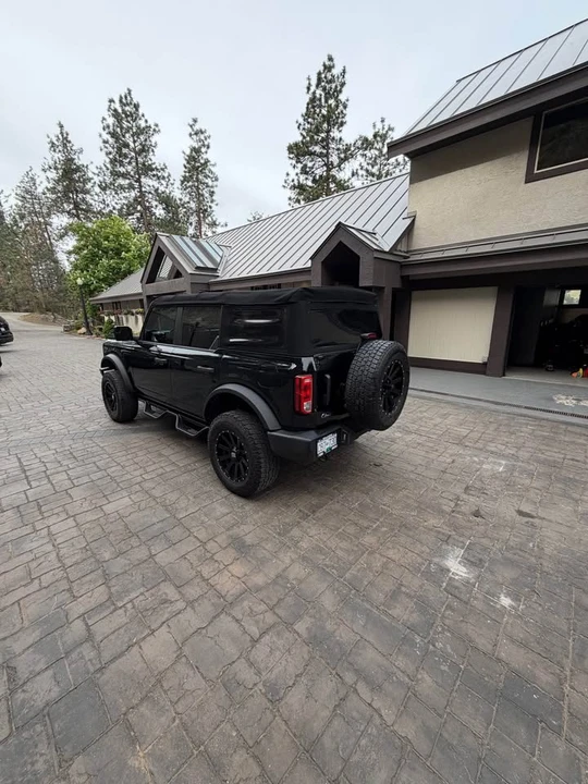 2021 Ford Bronco 6th Gen - Image 3 of 14