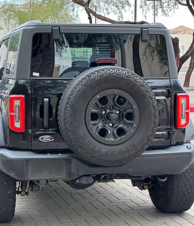 2021 Ford Bronco 6th Gen - Image 10 of 11