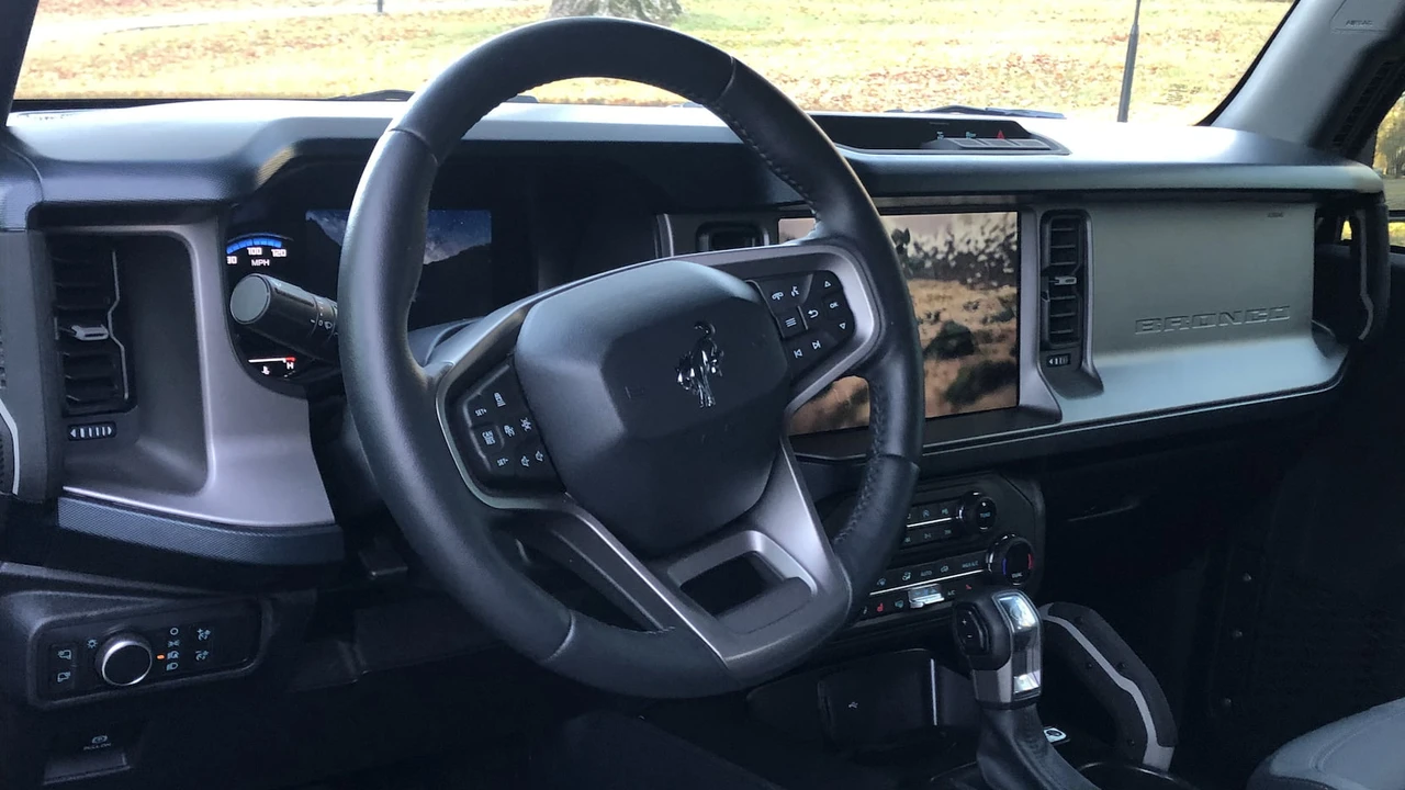 2021 Ford Bronco 6th Gen - Image 5 of 13