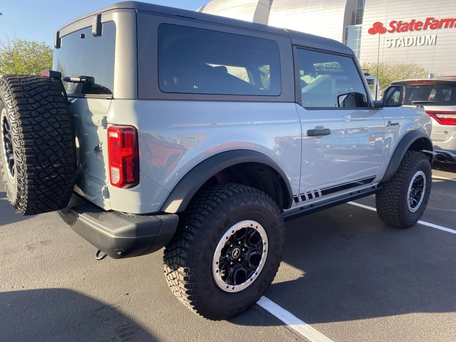 2021 Ford Bronco 6th Gen - Image 2 of 3