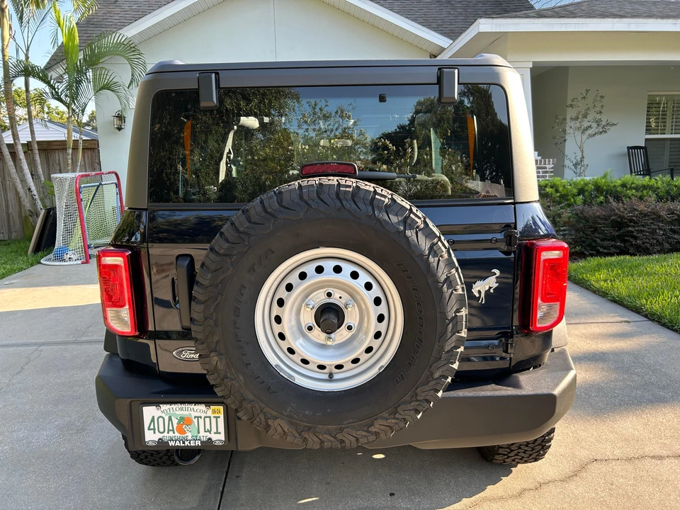 2021 Ford Bronco 6th Gen - Image 15 of 31