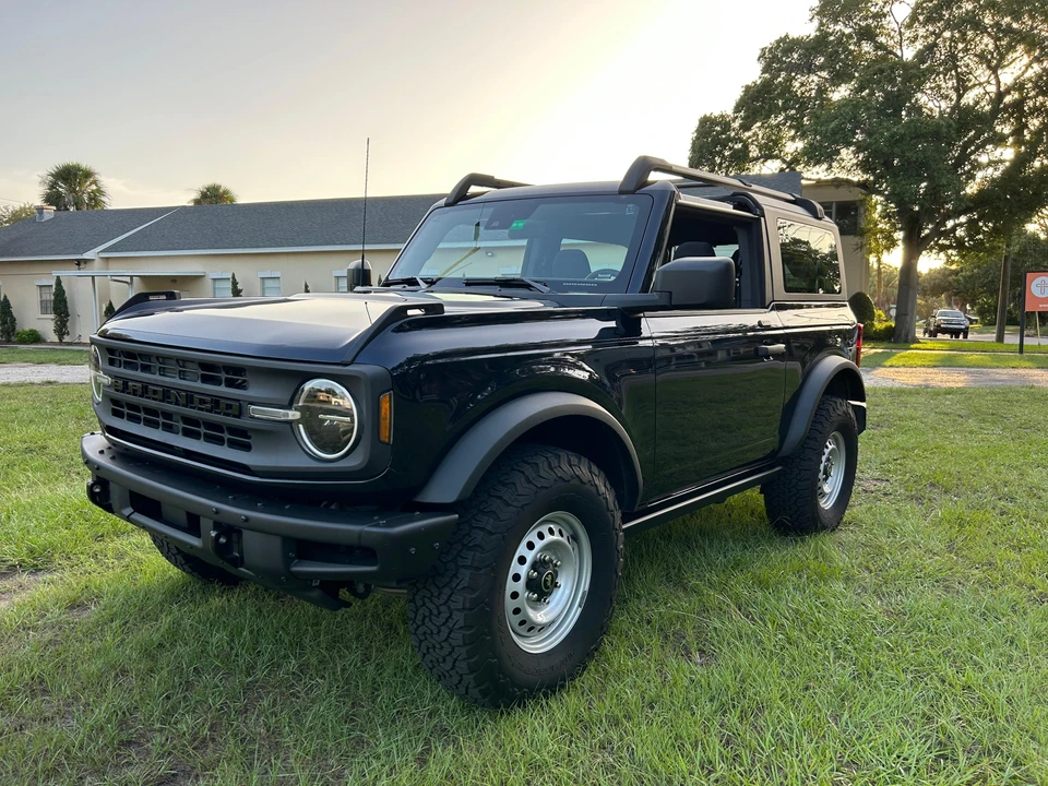 2021 Ford Bronco 6th Gen - Image 10 of 31