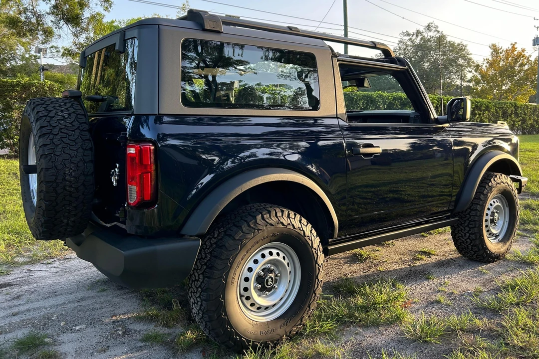 2021 Ford Bronco 6th Gen - Image 4 of 31