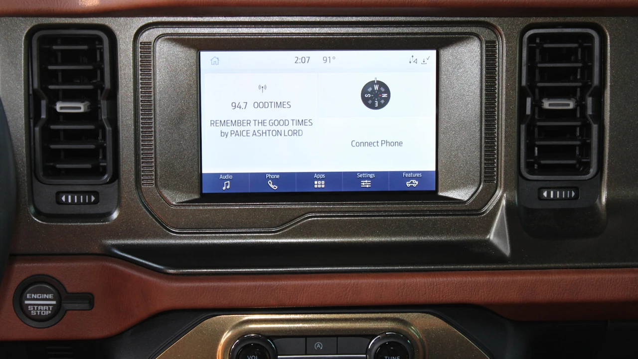 2021 Ford Bronco 6th Gen - Image 10 of 18