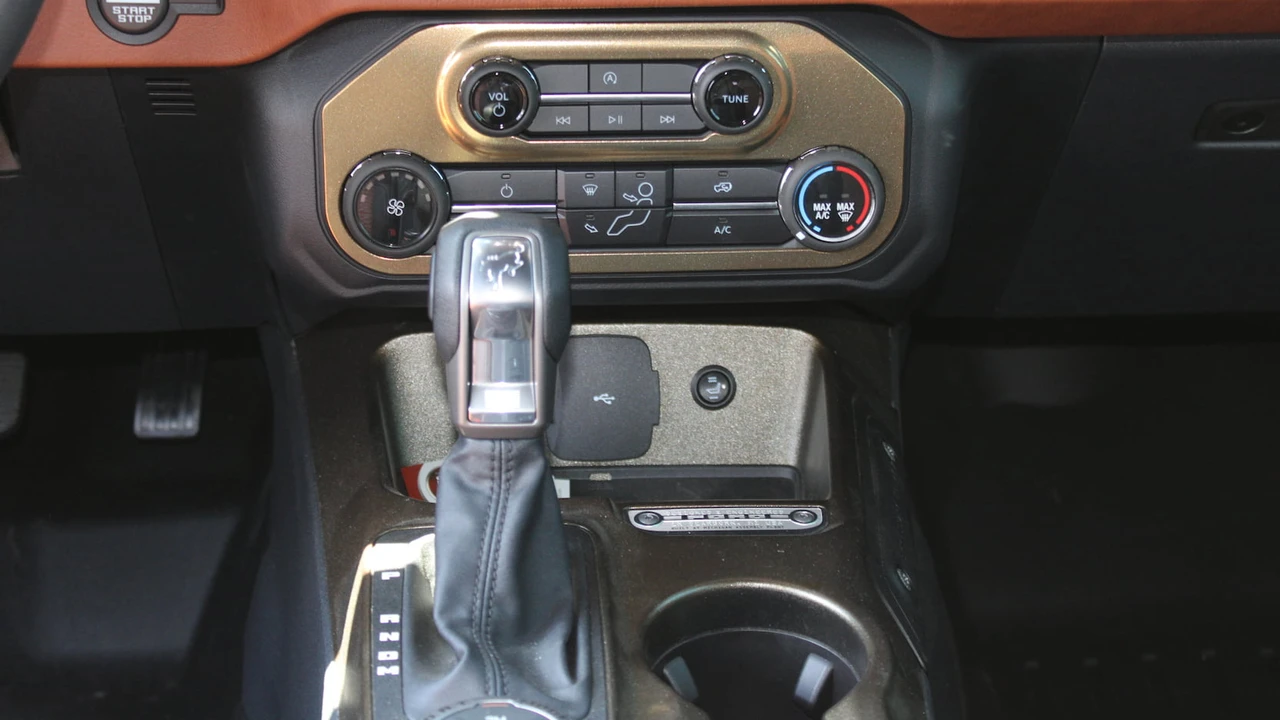 2021 Ford Bronco 6th Gen - Image 11 of 18