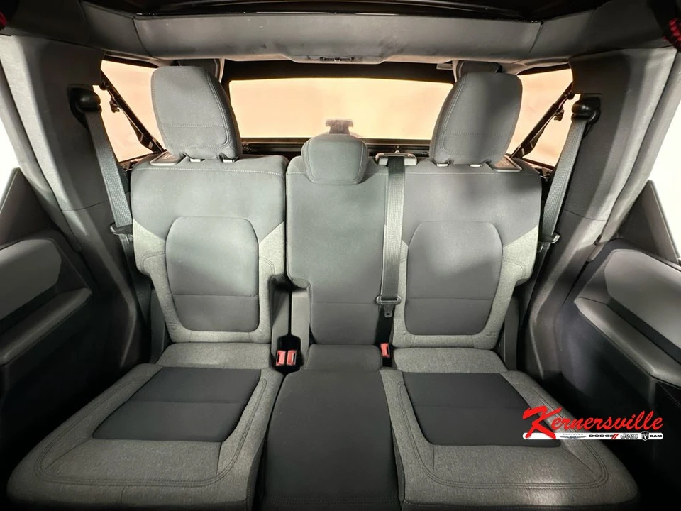 2021 Ford Bronco 6th Gen - Image 13 of 24