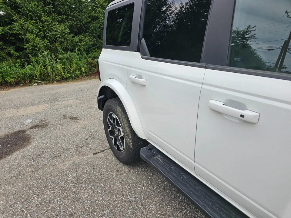 2021 Ford Bronco 6th Gen - Image 2 of 10