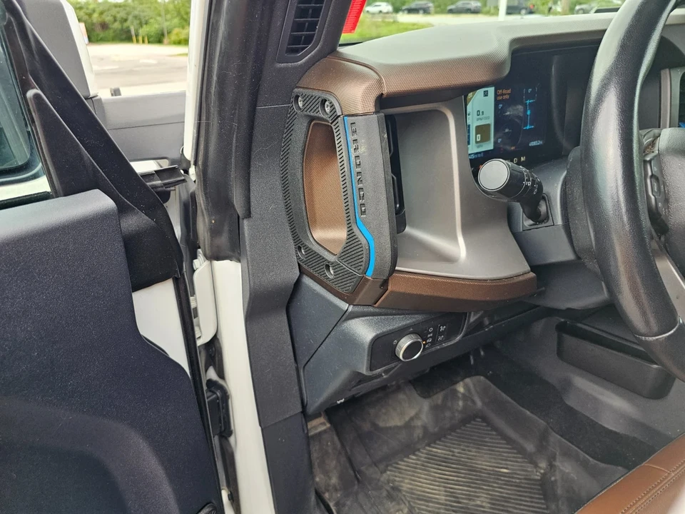 2021 Ford Bronco 6th Gen - Image 4 of 10