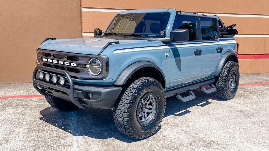 2021 Ford Bronco 6th Gen - Image 17 of 31