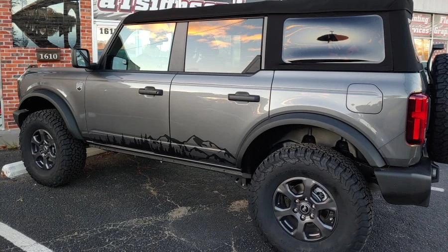 2021 Ford Bronco 6th Gen - Image 4 of 4