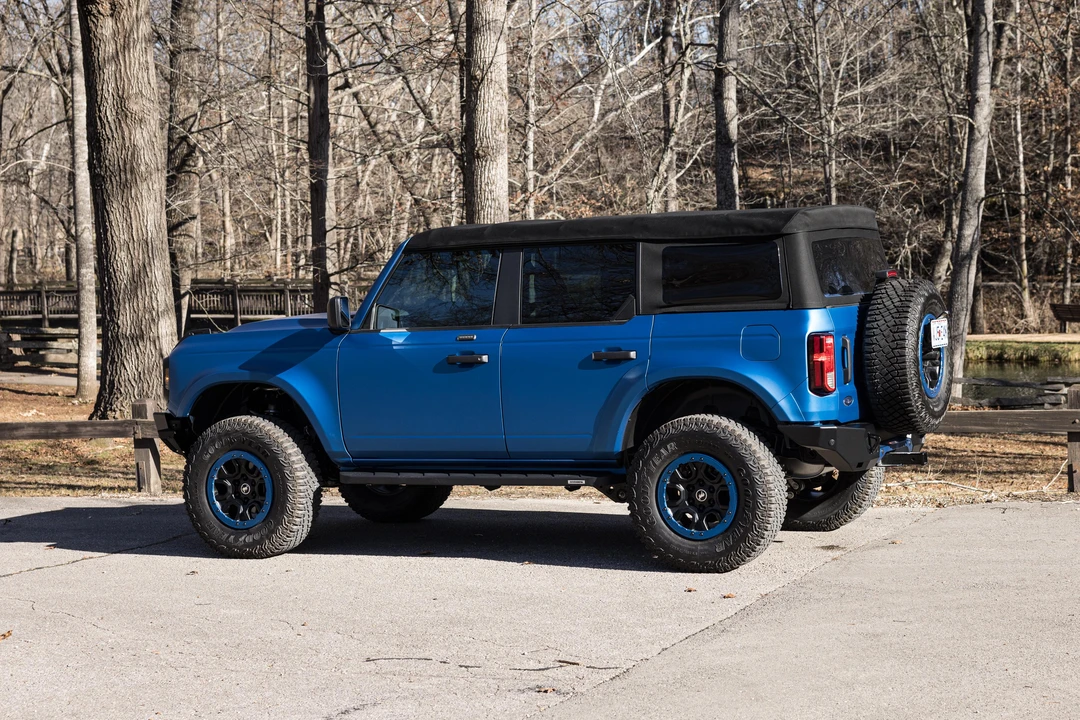 2021 Ford Bronco 6th Gen - Image 15 of 31
