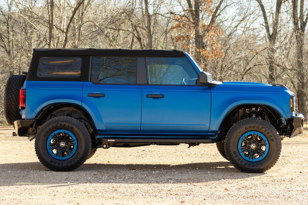 2021 Ford Bronco 6th Gen - Image 3 of 31