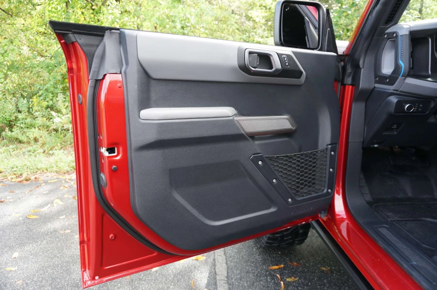 2021 Ford Bronco 6th Gen - Image 4 of 31