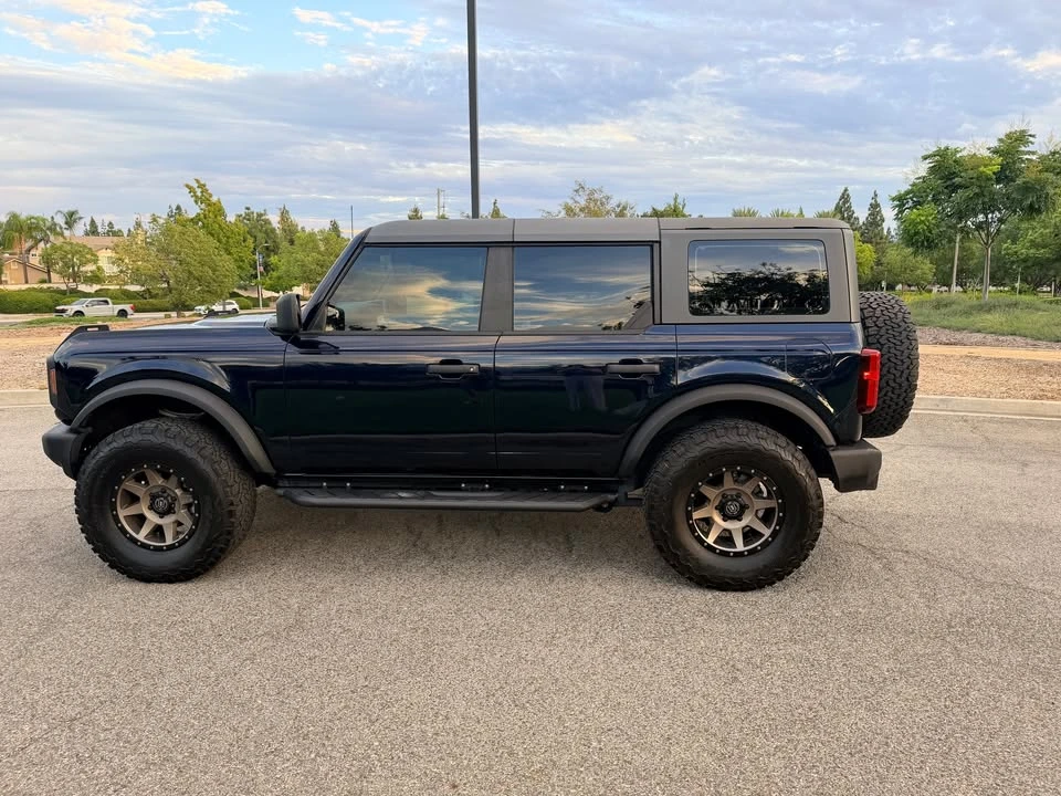2021 Ford Bronco 6th Gen - Image 3 of 10