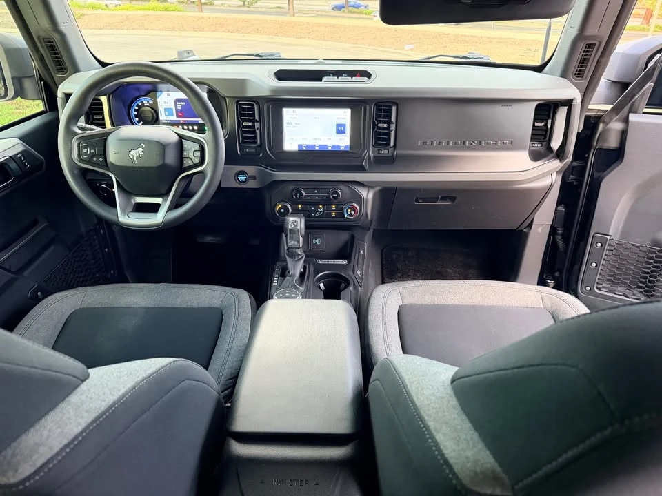 2021 Ford Bronco 6th Gen - Image 4 of 10