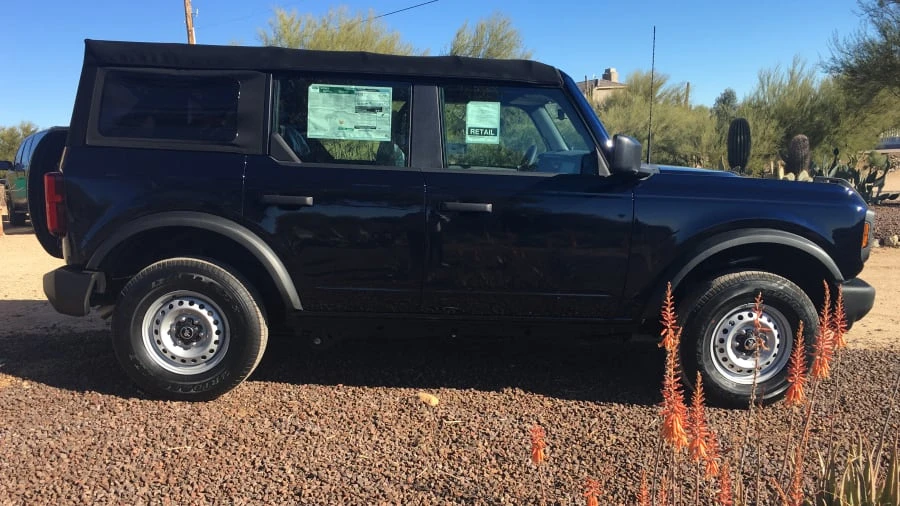 2021 Ford Bronco 6th Gen - Image 2 of 10