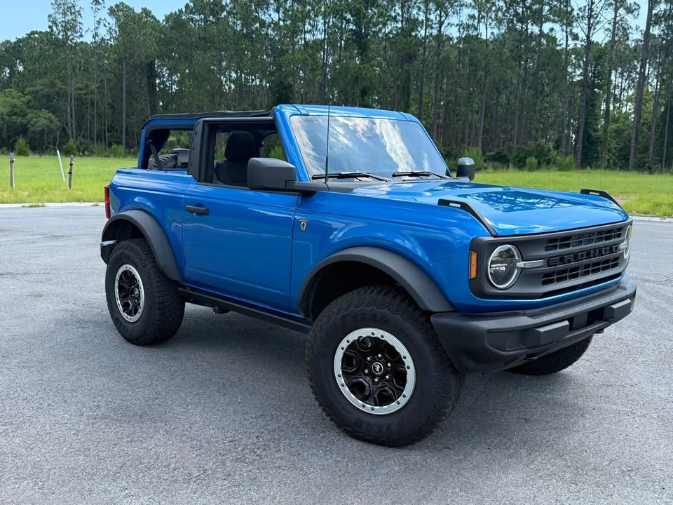 2021 Ford Bronco 6th Gen - Image 2 of 8