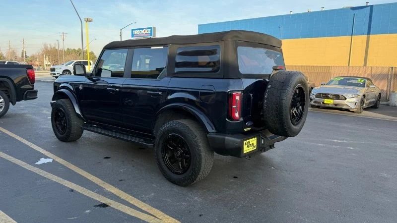 2021 Ford Bronco 6th Gen - Image 6 of 15