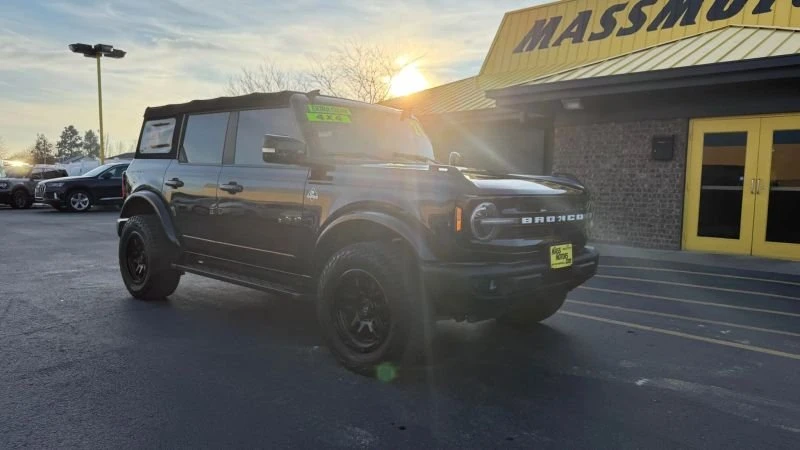 2021 Ford Bronco 6th Gen - Image 2 of 15