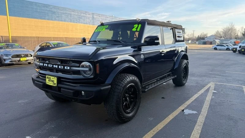 2021 Ford Bronco 6th Gen - Image 4 of 15