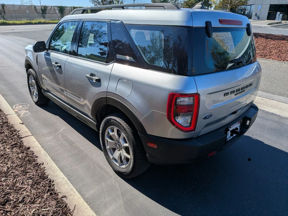 2021 Ford Bronco 6th Gen - Image 3 of 10