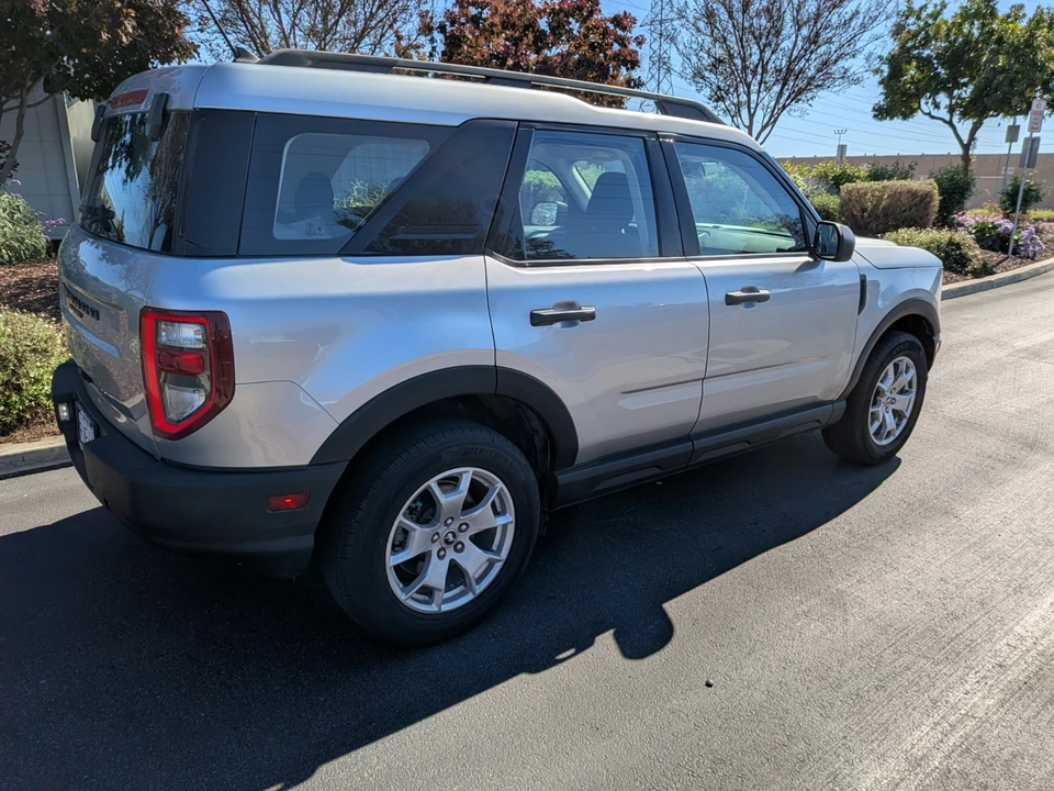 2021 Ford Bronco 6th Gen - Image 5 of 10