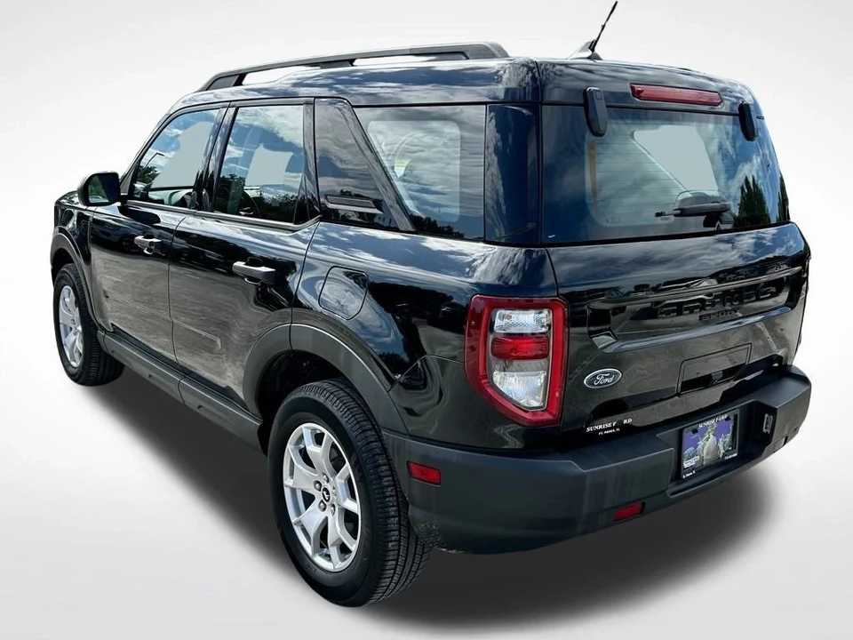 2021 Ford Bronco 6th Gen - Image 4 of 12