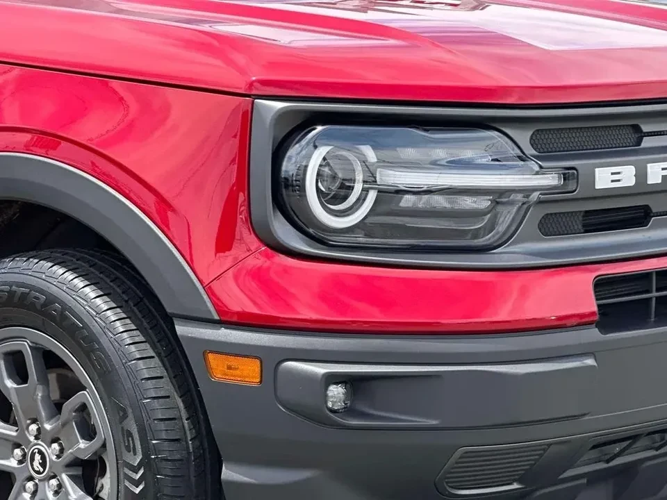 2021 Ford Bronco 6th Gen - Image 5 of 18
