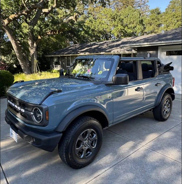 2021 Ford Bronco 6th Gen - Image 2 of 12