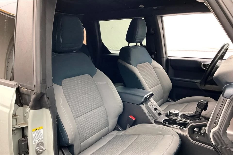 2021 Ford Bronco 6th Gen - Image 9 of 10