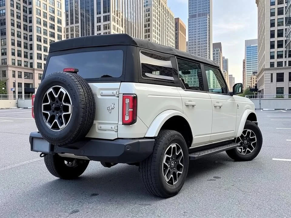 2021 Ford Bronco 6th Gen - Image 5 of 17