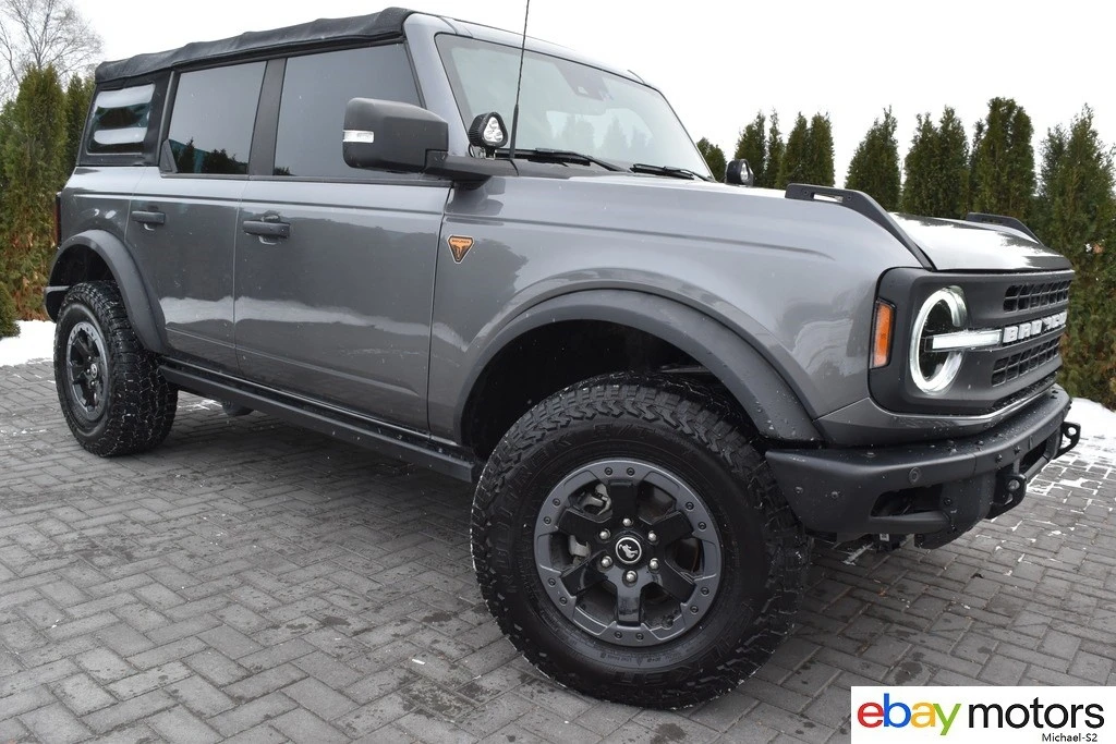 2021 Ford Bronco 6th Gen - Image 3 of 21
