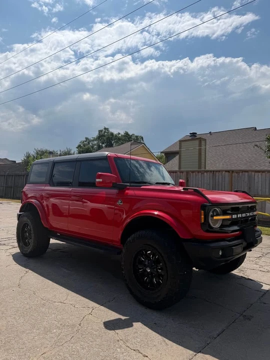 2021 Ford Bronco 6th Gen - Image 3 of 12